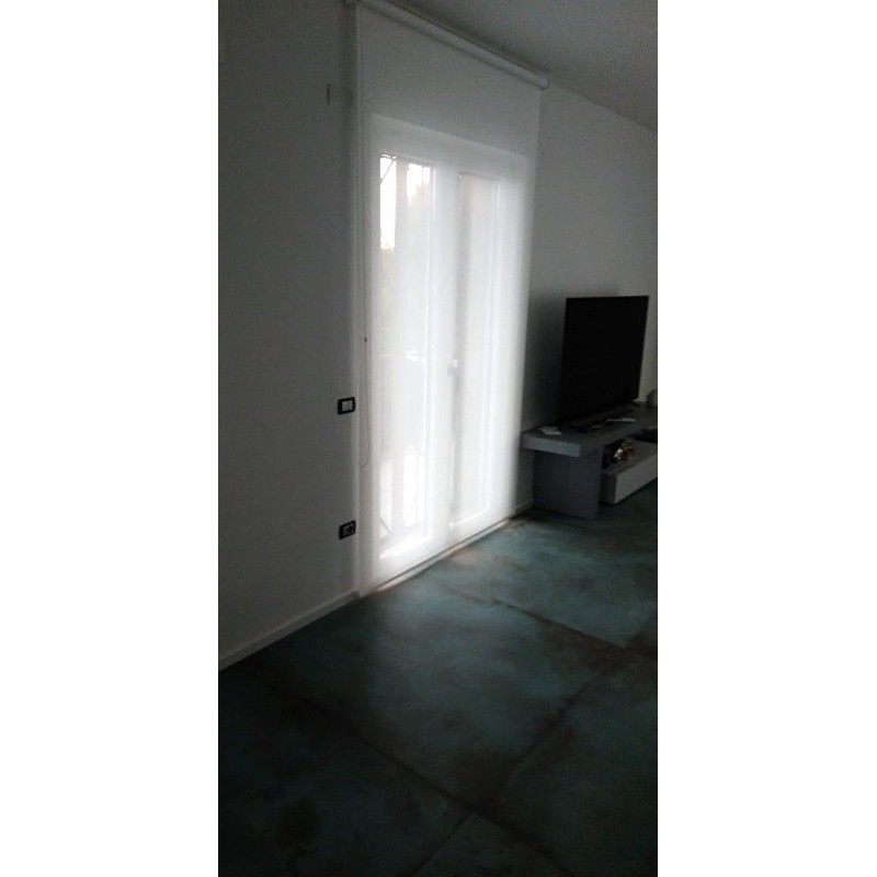 Tenda a rullo filtrante